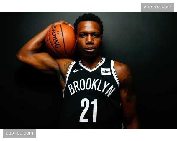 特写：从重伤中回归，乌迪内斯老将打入赛季首球后落泪