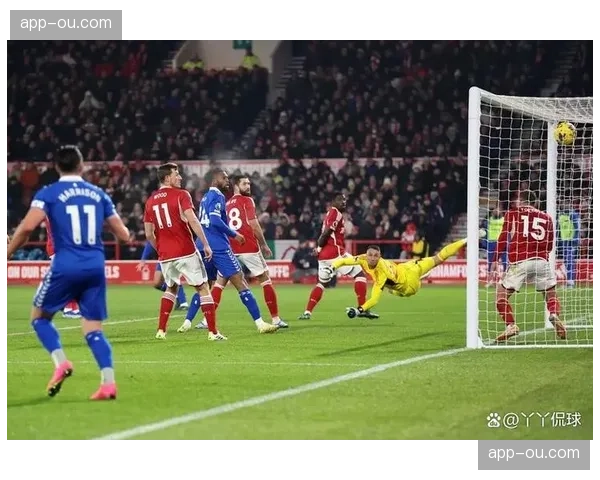 战术复盘:诺丁汉森林如何利用定位球战术击败埃弗顿 战术复盘:诺丁汉森林如何利用定位球战术击败埃弗顿