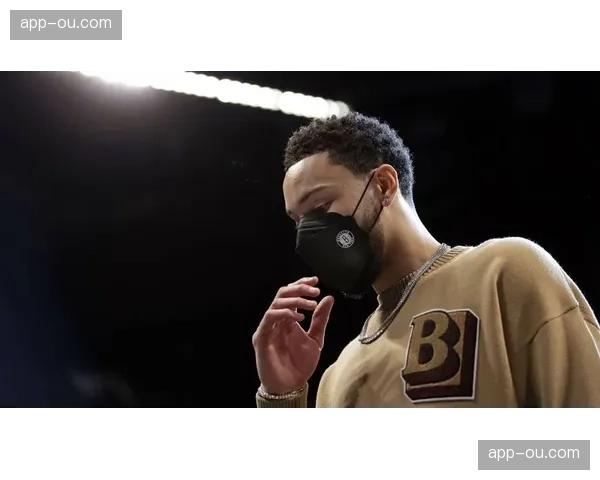 篮网本-西蒙斯恢复部分训练,球队评估其作为“组织中锋”的战术可能性 篮网本-西蒙斯恢复部分训练,球队评估其作为“组织中锋”的战术可能性