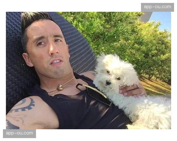 阿尔本在社交媒体发布模拟器训练视频,为回归主场做准备 阿尔本在社交媒体发布模拟器训练视频,为回归主场做准备