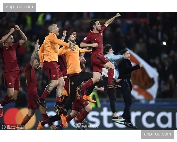 诺坎普改建工程进展:新草坪系统旨在优化球速与滚动一致性,助力传控 诺坎普改建工程进展:新草坪系统旨在优化球速与滚动一致性,助力传控